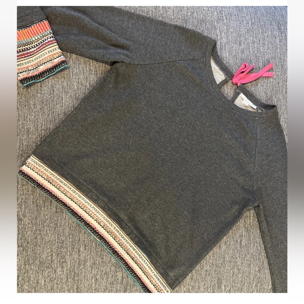 Women’s Anthropologie Alphamoment Gray Sweatshirt Beaded Stripe Details  Sz M